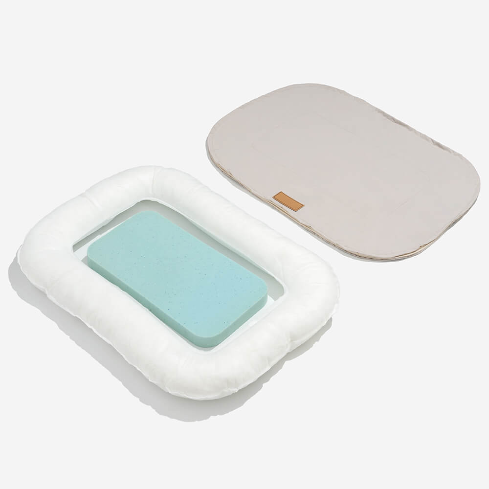 Wasserdichtes orthopädisches Hundebett mit Memory-Schaum, abnehmbarer Bezug, beige und blau.