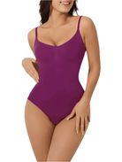 Lila Shapewear-Bodysuit für Damen, nahtlos und figurformend, ideal für Unterwäsche oder als Oberbekleidung. Komfortabel und stilvoll.