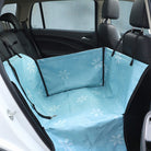 Blauer wasserdichter Hundeautositz, sicher, bequem, mit Blumenmuster, für sicheres Reisen.