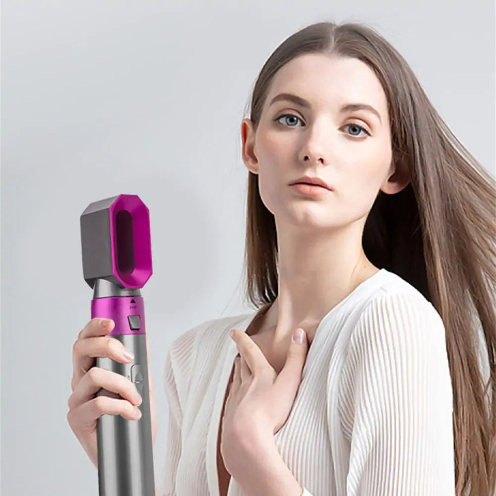 Föhn mit modernem Design, lila Akzenten und ergonomischem Griff. Perfekt für schnelles Trocknen und Styling. Ideal für den täglichen Gebrauch.