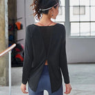 Damen-Sporttop mit langen Ärmeln, offenem Rücken und atmungsaktivem Design. Perfekt für Yoga, Fitness und Laufen. Bequem und stilvoll.