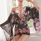 Schwarzes Nachthemd mit Blumenmotiv, transparentem Stoff und tiefem Ausschnitt. Elegante Nachtwäsche für Damen, ideal für sinnliche Momente.