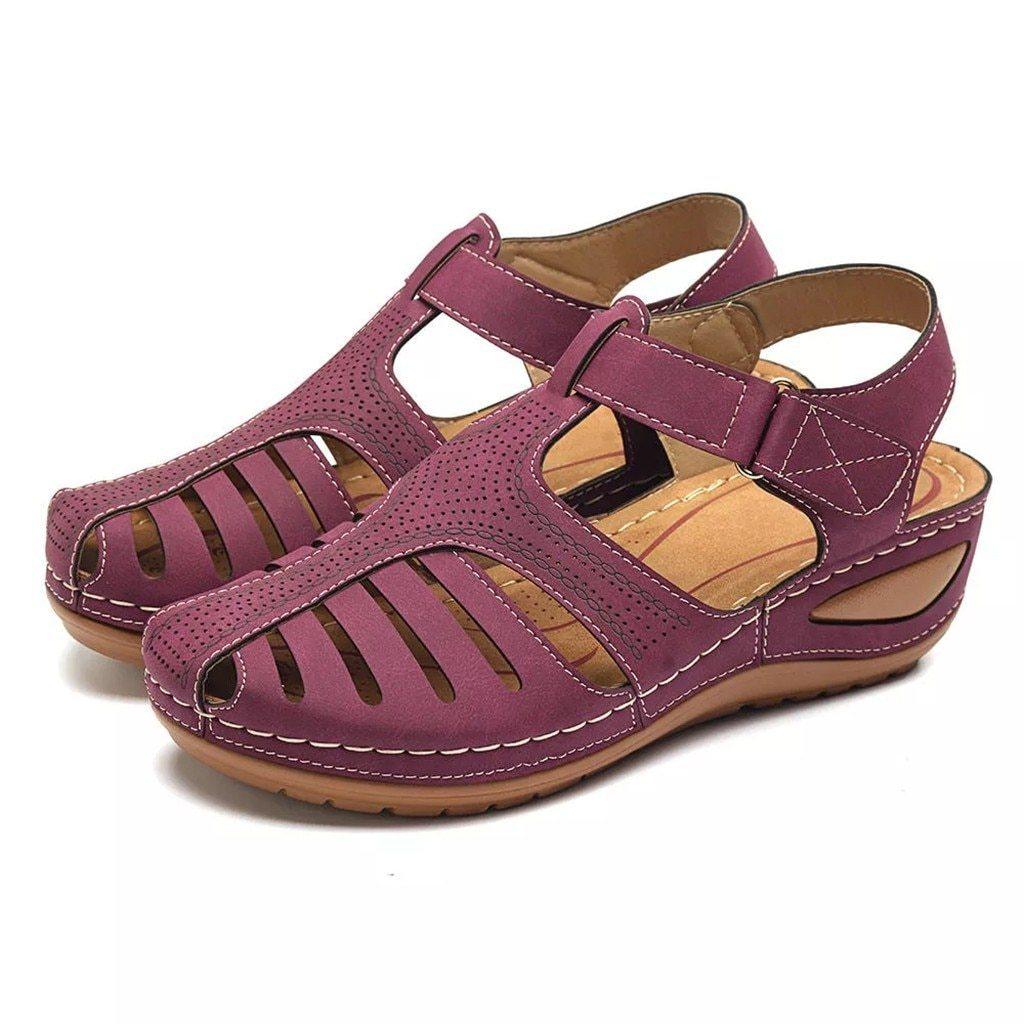 Atmungsaktive orthopädische Sandalen mit niedrigem Absatz, Korrektionsfunktion, ideal für Komfort und Fußgesundheit, lila Design.