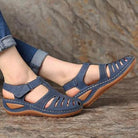 Ortho-Fit Sandalen: Atmungsaktive, orthopädische Sandalen mit niedrigem Absatz und Korrektionsfunktion, ideal für Komfort und Fußgesundheit.