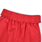 Rote Sportshorts mit elastischem Bund, ideal für Fitness und Freizeit. Bequeme Passform, atmungsaktives Material, modisches Design.