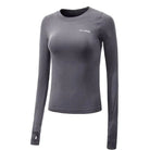 Graues sportliches Damen-Top mit Daumenausschnitt, langärmelig, atmungsaktiv, ideal für Fitness und Yoga. Hochwertige Sportbekleidung.