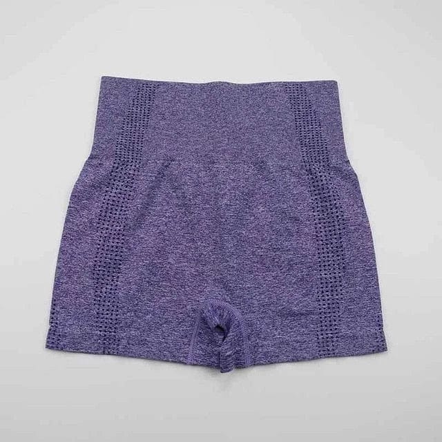 Damen Sportshorts mit hoher Taille in Lila, nahtloses Design, atmungsaktiv, ideal für Fitness und Yoga. Bequeme Passform, elastisches Material.