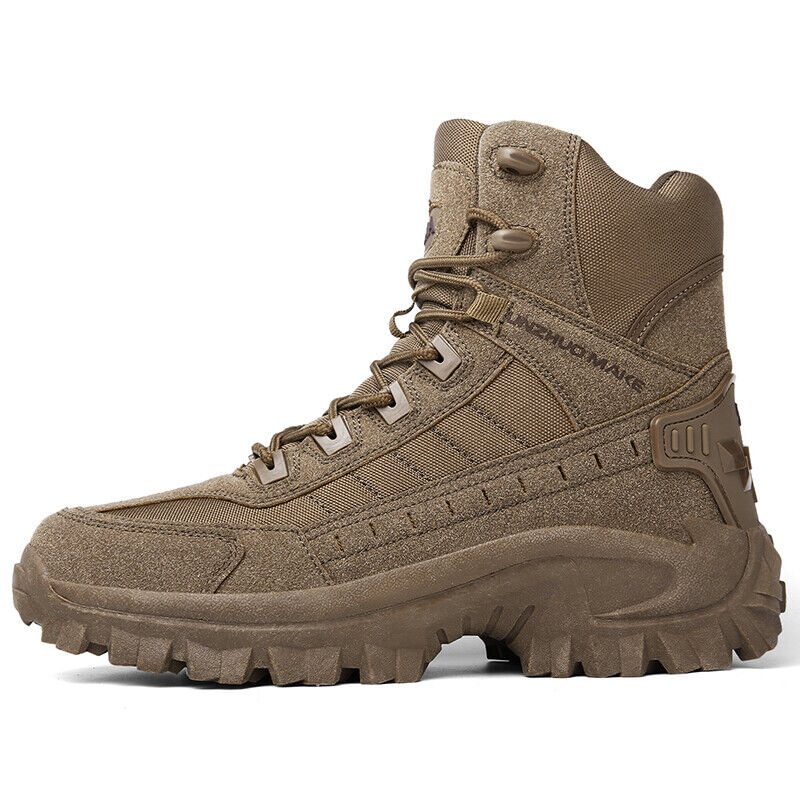 Taktischer Stiefel in Braun, robust und wasserdicht, ideal für Outdoor-Aktivitäten. Perfekt für Wandern, Trekking und Abenteuer.