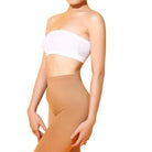 Weißer Sport-Bandeau-BH für Damen, nahtlos und atmungsaktiv, ideal für Fitness und Yoga. Bequeme Passform, vielseitig und modisch.