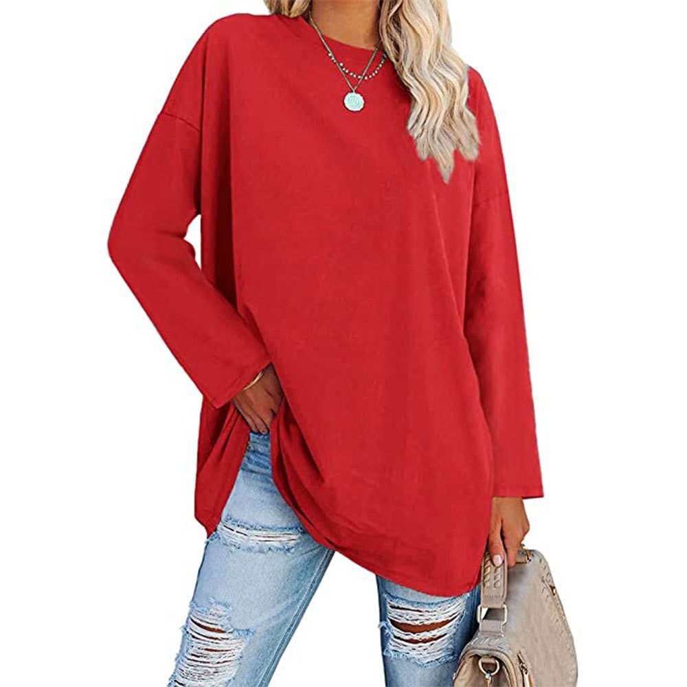 Rotes Langarmshirt für Damen, lässig und bequem, ideal für Freizeitoutfits. Perfekt kombinierbar mit Jeans. Modetrend 2023.