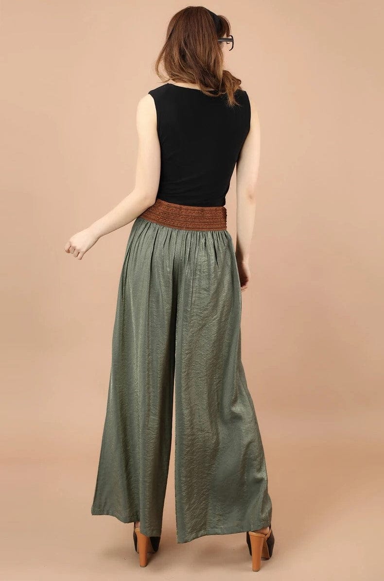 Damenhose mit hoher Taille und Schnürung, weite Vintage-Hosenbeine, ideal für modische Outfits. Perfekt für trendige New Berlin Mode.