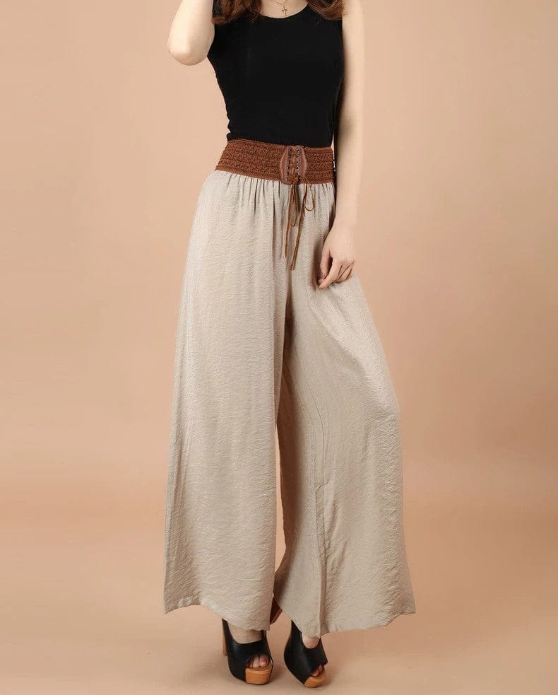 Damenhose mit hoher Taille, Schnürung und weitem Bein im Vintage-Stil. Perfekt für modische Outfits. Ideal für New Berlin Mode.
