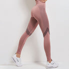 Damen Sportleggings in Rosa, nahtloses Design, ideal für Fitnessstudio und Yoga. Bequeme Passform, atmungsaktiv, trendige Sportmode.